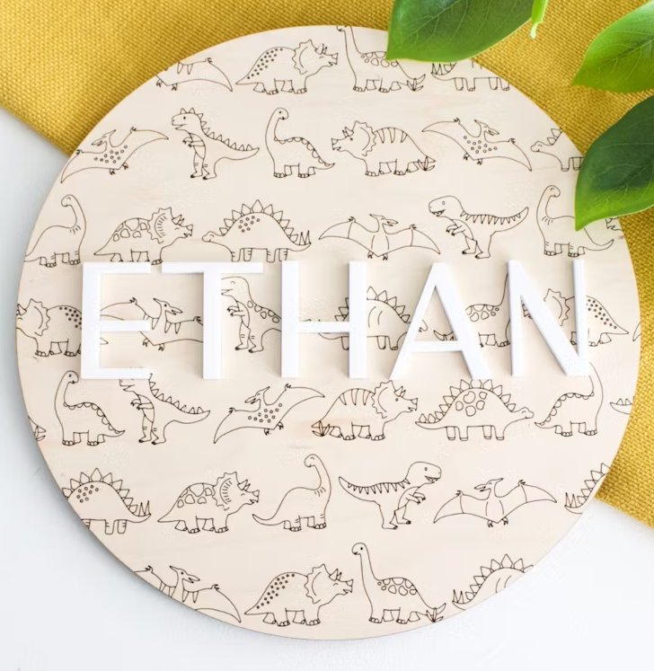 Personalized Round Wooden Dinosaur Name Sign – Engraved Dinos + Acrylic Name
