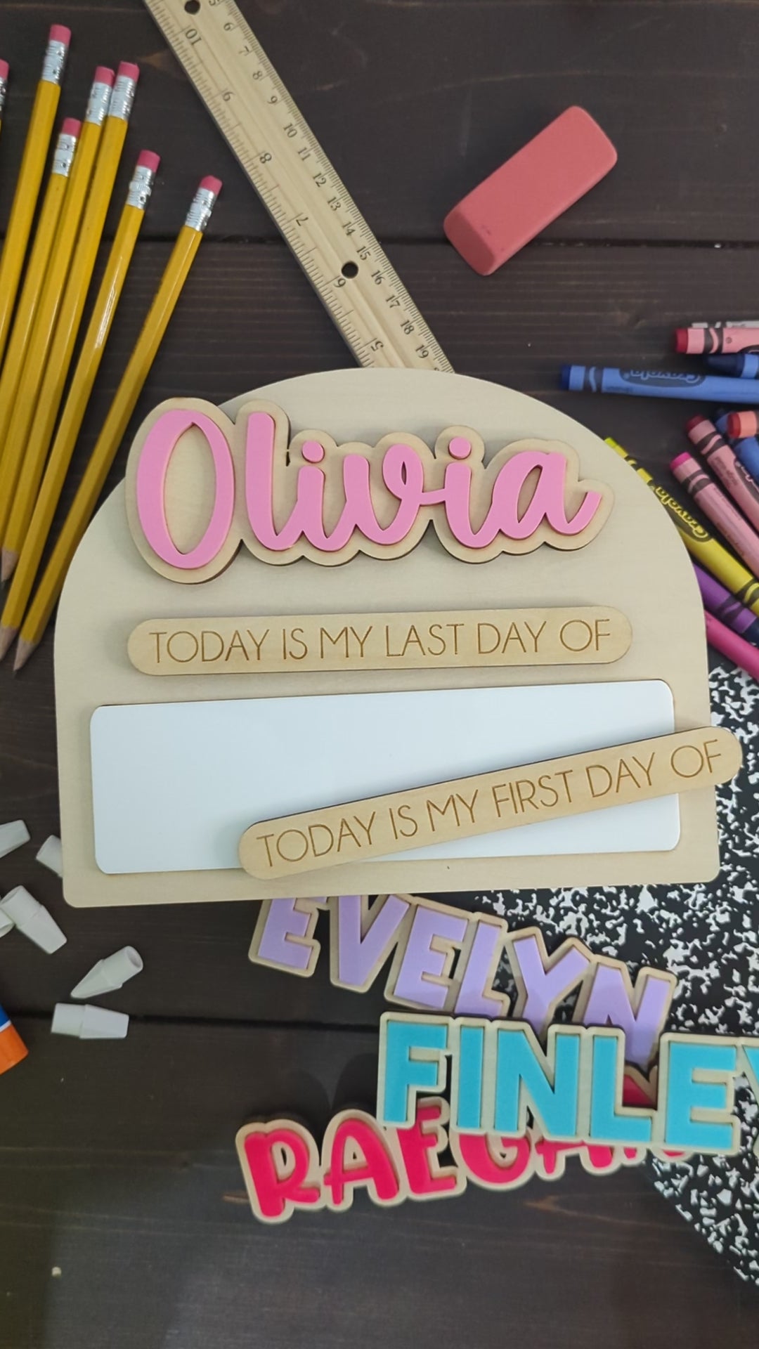 Interchangeable First/Last Day Wooden Sign – Small Arch